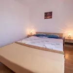 Nusret * Cunski