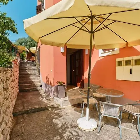 Apartment Nusret