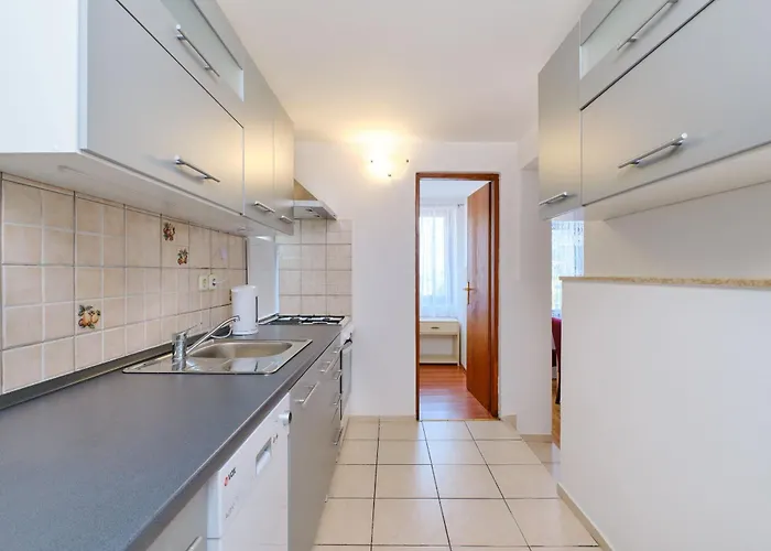 Apartament Nusret *