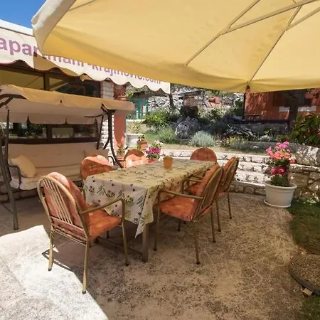 Nusret Apartment Cunski