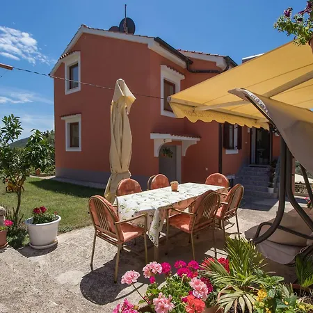Apartment Nusret