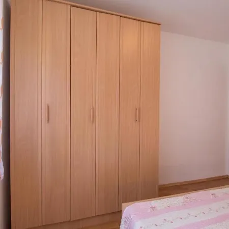 Nusret * Čunski